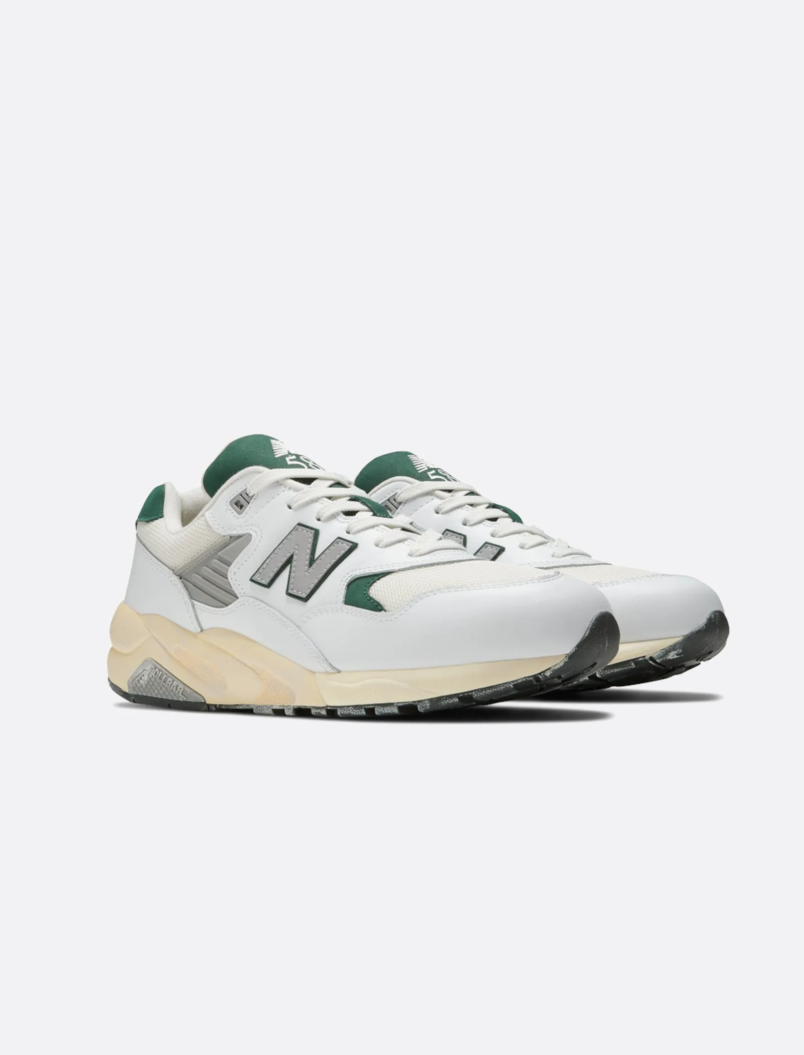 580 "WHITE/NIGHTWATCH GREEN"