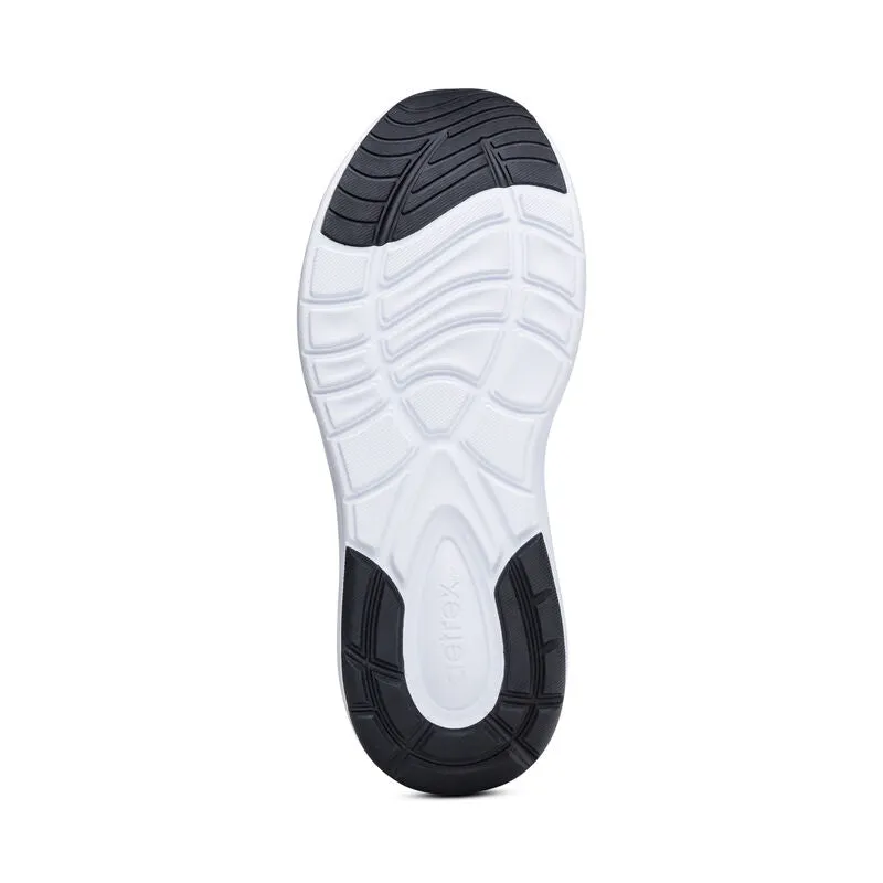 Aetrex Chase Arch Support Sneakers