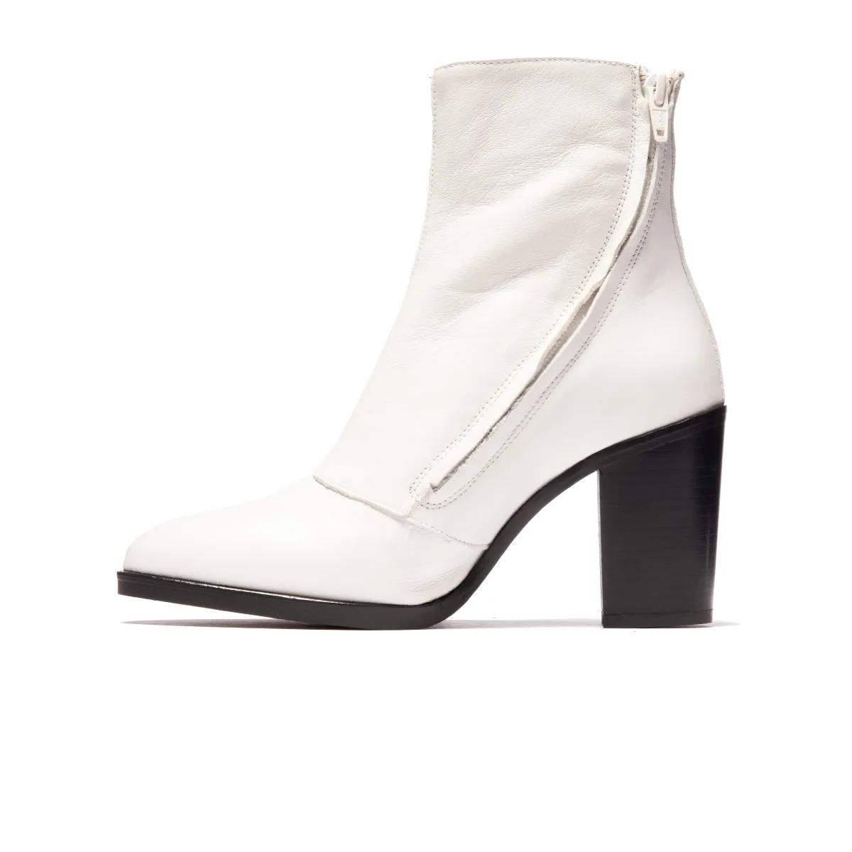 Alzira White Leather