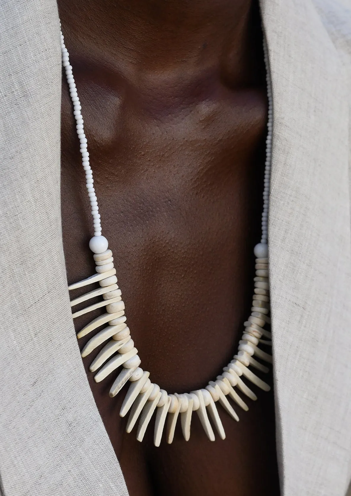 Crescent Origin Necklace - WHITE/IVORY