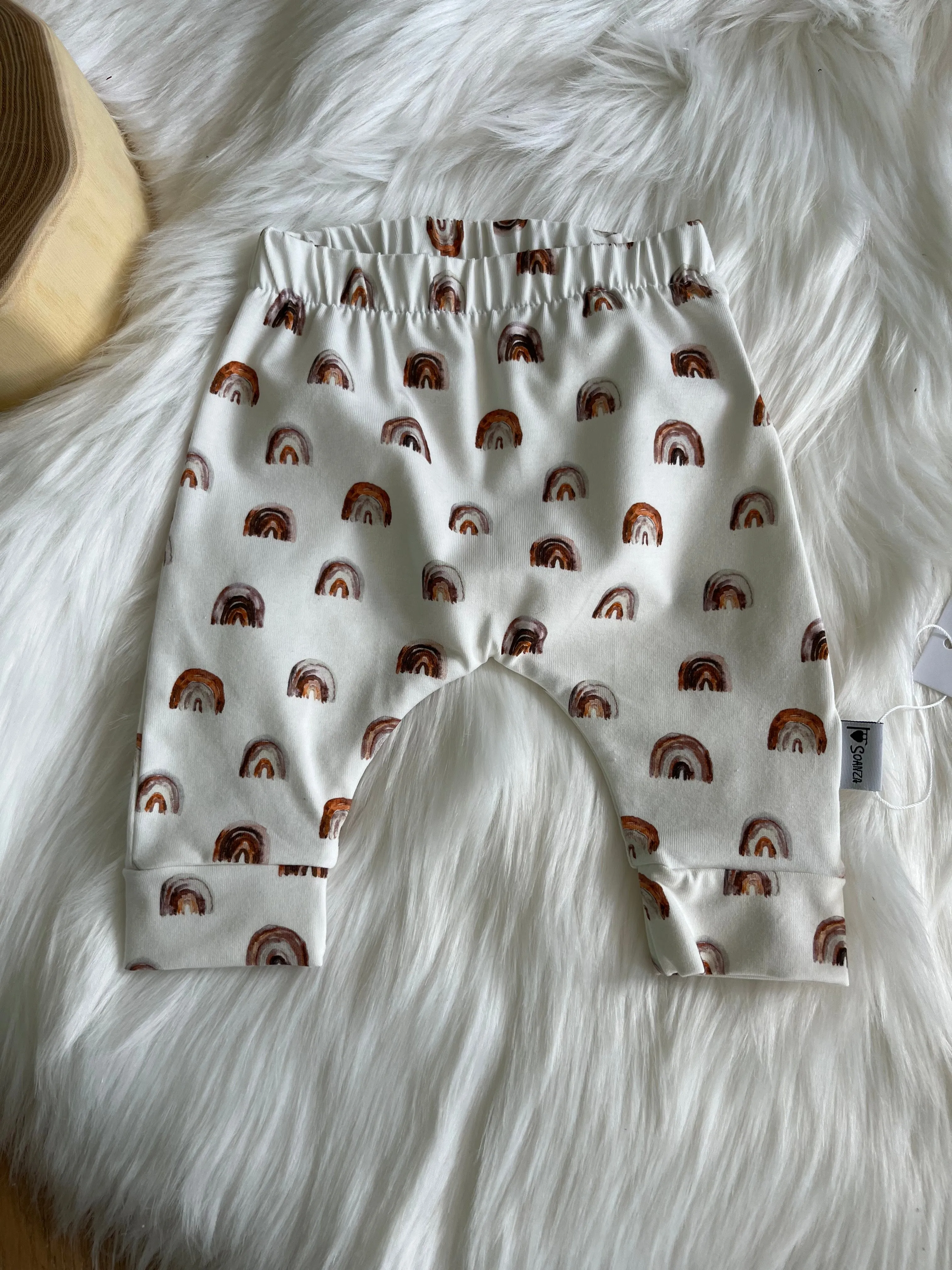 Printpants in verschiedenen Designs